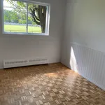 Rent 5 bedroom apartment in Longueuil