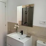 Alquilo 2 dormitorio casa de 54 m² en Madrid