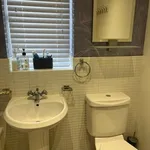 Rent 4 bedroom flat in North West England