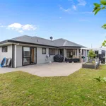 Rent 4 bedroom house in Tauranga City