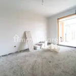 Affitto 2 camera appartamento di 64 m² in Savigliano