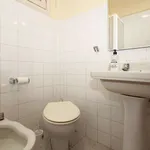 Rent a room of 140 m² in granada