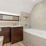 Rent 5 bedroom apartment in South East England