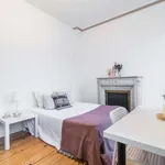 Rent a room of 180 m² in madrid