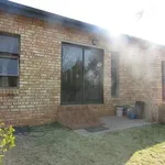 Rent 2 bedroom house in Roodepoort