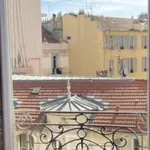 Appartement de 17 m² avec 1 chambre(s) en location à Nice