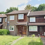 Flat to rent in Willowmead Close, Horsell, Woking GU21