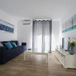 Rent 4 bedroom apartment of 80 m² in Valencia