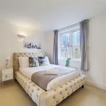 Rent 2 bedroom flat in London