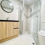 Rent 2 bedroom apartment in Melbourne