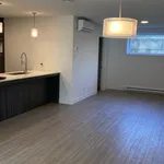 Rent 3 bedroom apartment in Sherbrooke