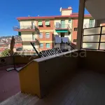 Affitto 3 camera appartamento di 62 m² in Varazze