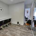 Rent a room of 90 m² in Madrid