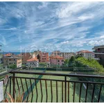 Rent 3 bedroom apartment of 75 m² in Varazze