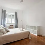 Rent a room in lisbon