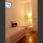 Appartement de 72 m² avec 1 chambre(s) en location à Paris