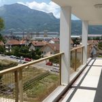 Appartement de 43 m² avec 2 chambre(s) en location à Grenoble