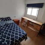 Rent 5 bedroom apartment in Valencia