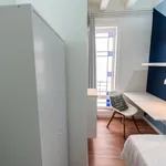 Rent 7 bedroom apartment in Barcelona