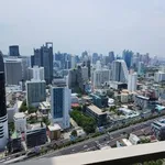 Rent 3 bedroom apartment of 178 m² in Bangkok