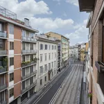 Rent 2 bedroom apartment of 100 m² in Florence