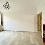 Affitto 3 camera appartamento di 120 m² in Piacenza