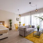 Rent 1 bedroom apartment of 30 m² in Málaga