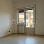 Affitto 5 camera appartamento di 148 m² in Roma