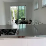 Rent 7 bedroom house of 185 m² in Massa