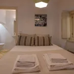 Rent 1 bedroom apartment in lisbon