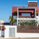 Rent 3 bedroom house of 200 m² in Ferragudo