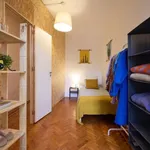 Rent a room in lisbon