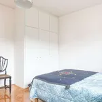 Rent a room in lisbon