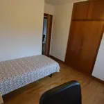 Rent 4 bedroom apartment in Bilbao