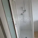 Rent 2 bedroom apartment of 70 m² in Vergiate