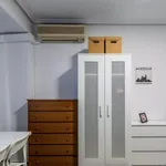 Alquilar 5 dormitorio apartamento en Valencia