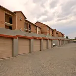 Rent 2 bedroom apartment in Randburg