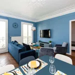 Rent a room of 117 m² in Paris