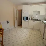 Rent 4 bedroom house in South East England