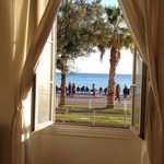 Rent a room in nice