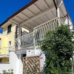 Rent 4 bedroom house of 95 m² in Massa