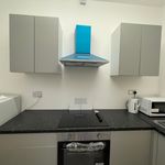 Rent 3 bedroom flat in Mansfield