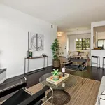 Rent 2 bedroom apartment of 104 m² in Los Angeles