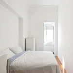 Rent a room in lisbon