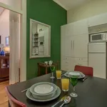 Rent 1 bedroom apartment of 50 m² in Lisbon