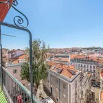 Rent 1 bedroom apartment of 70 m² in lisbon