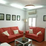 Rent 3 bedroom apartment in Seville