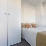 Rent 5 bedroom apartment in Valencia