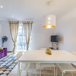 Rent a room of 85 m² in valencia