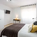 Rent a room of 150 m² in alicante